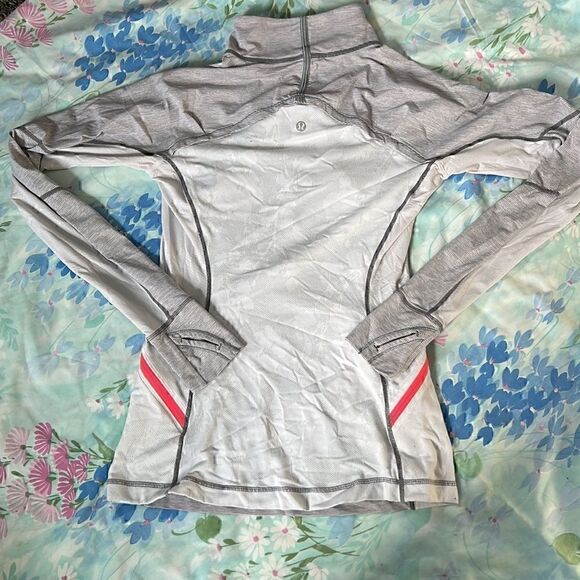Lululemon Run Wild 1/2 Zip Lace Panel Side Pullover - Picture 6 of 9